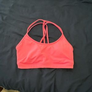 GILLY HICKS GO ENERGIZE STRAPPY SPORTS BRA